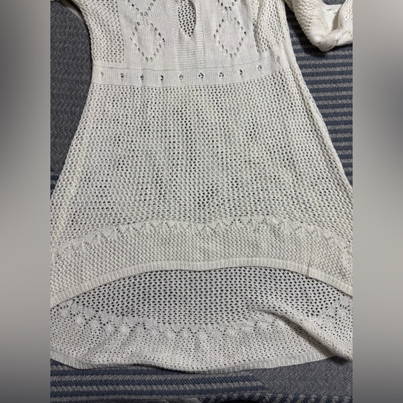 ✨SOLD✨Cupshe Cream Crochet Dress - Picture 5 of 11